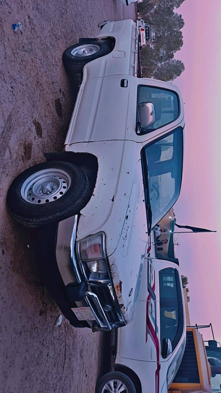 سلام عليكم بيكم موديل 2000فلاحي رقم بصرة عنوان بصرة زبير سيارة نضيفه بيها ضربه جاملق ايمن كير مكينه اكسن مكفول كهربائيات شغاله دواخل نضيفه نص فول تبريد عوزه بس غاز السعر 75 وبيها مجال للتصال *********** لا يوجد وتساب
