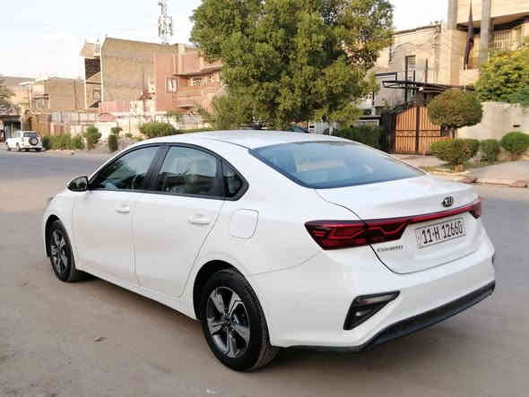 ***********
رايدهة ب ١٥٢ ورقة وبيهة مجال بسيط بعد المعاينه 
كيا سيراتو ٢٠١٩ خليجية ماشية ٦١ الف كيلو 
محرك ٢٠٠٠ دوش المرغوب 
باسمي السيارة بغداد رقم الجديد 
تبريد قطعتين
اشاير بالمري
مري شفط كهرباء 
بك لايت لد 
ويل كب دعاية 
تحكم ستيرن جهتين
بلوتوث حاكية موبايل
السيارة بيهة بارد شوية مكانين فقط بغداد
