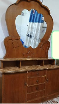 غرفة نوم • يوجد مجال