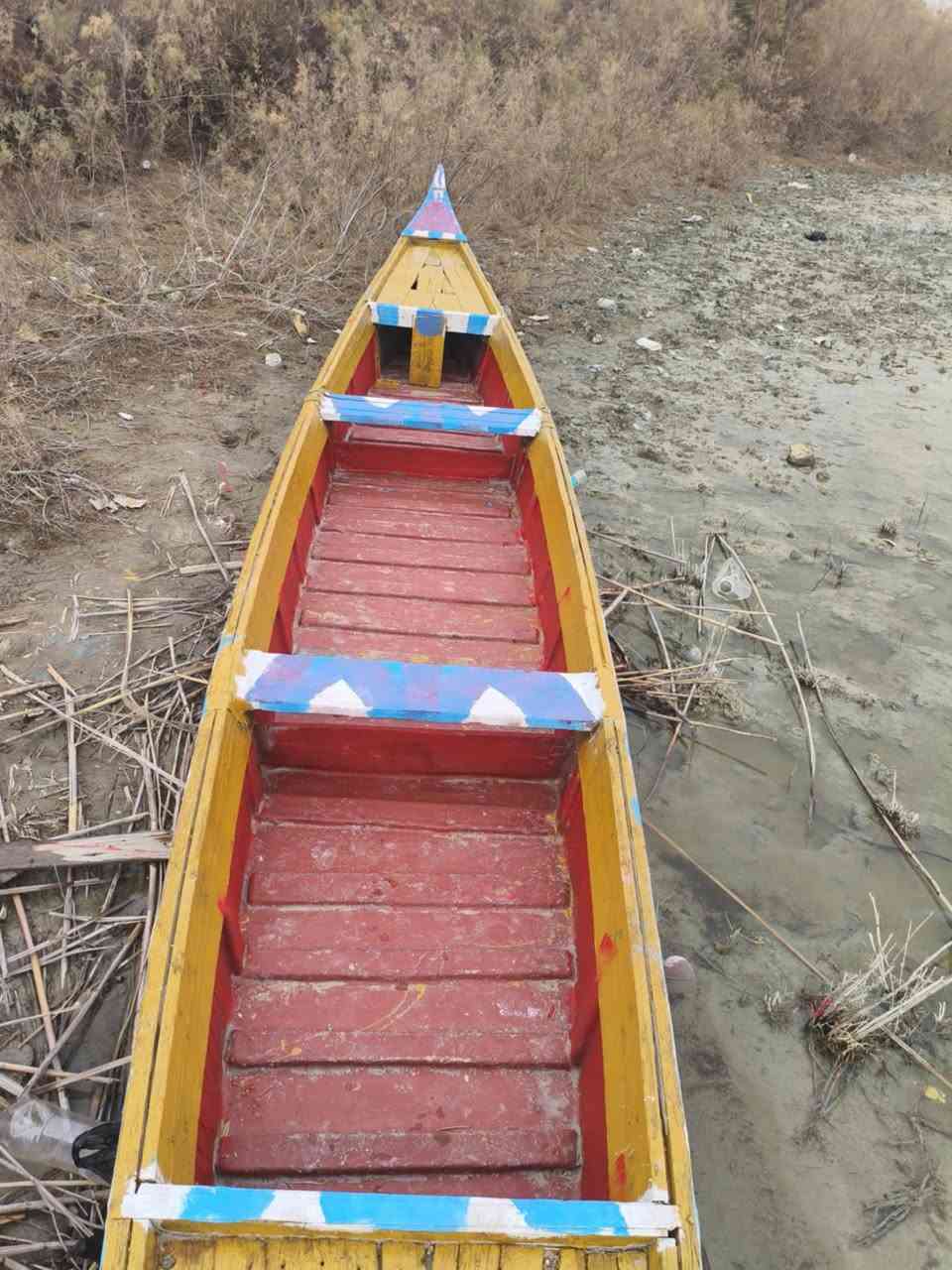 سلام عليكم ورحمة الله وبركاتة بلم للبيع السعر مناسب 600وبيه مجال العنوان ذي قار قضاء الجبايش ناحية المنار للاستفسار الاتصال على الرقم ***********
