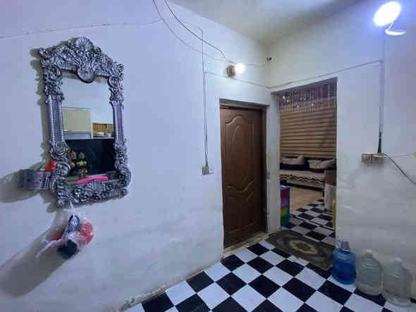 يــالله بــيــت 100 متر تجاري سعره مناسب جدا 
بناء بلوك سقف عكاده بــيــت نضيف وجاهز تجاري تجاري 
غــــرفـــه صــــالـــه اســـتــقــبــال مــطــبـــخ تـــخــاريـــج 
عنوان البيت شارع المطار القديم قريب شارع المعمل قريب السوك
سعر 42 بي مجال بسيط ارخـص بيت مـقـارنـه بالمحيط فقط 42

للاسـتـفـسـار *********** واتــســاب +اتــصـال 

#مكتب_الحجيمي_للعقارات_قرب_صيدليه_الالفه 
#تــرمــيـم_بــنـاء_ايــجـار_رهــن_بـيـع_شـراء
