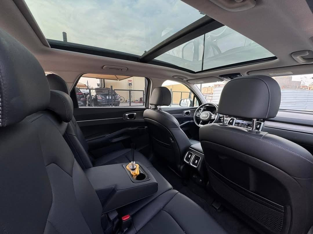 سورنتو 2023 X LINE مكانها بغداد  #السعر 248 ورقة  ماشية 23 الف فقط فول مواصفات ايرباكات سليمة بيها قطعتين صبغ بنيد و قبق جنطه محرك 2500 تنفس طبيعي  سقف بانوراما  لدنهاري فور ويل مانع انزلاق رادار ٣٦٠ درجه كاميرا دواره خلفيه حساس خلفي نظام نزول منحدرات نظام اتو ستوب نظام اطفاء تلقائي وضعيات قيادة متعددة تدفئة كشنات شاشه كبيره تبريد قطعتين شحن واير لس نقاط عمياء ٧ راكب السياره سياره لون مميز و رقم مميز وية الترميز  بلاك توب للاستفسار موبايل *********** بغداد, العراق
