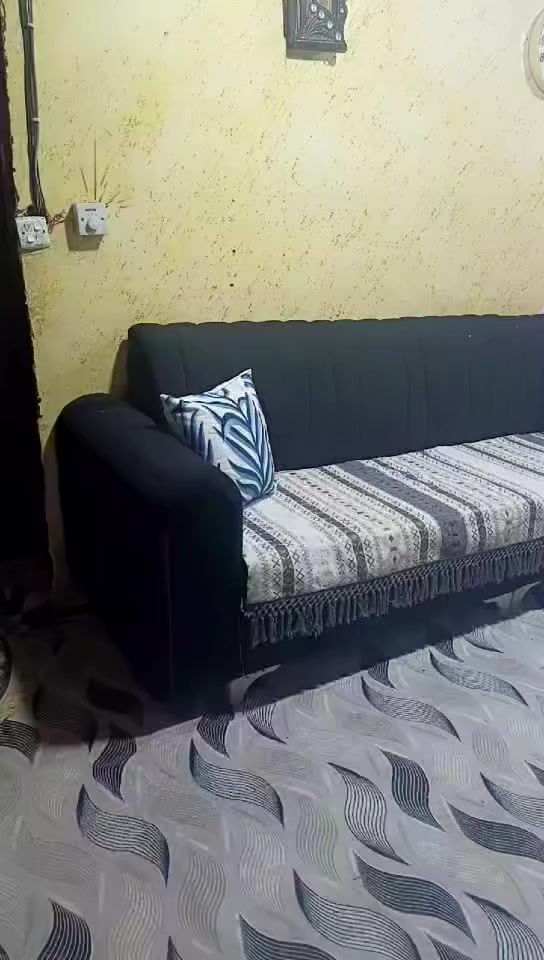 ديوان خليجي قوي كلش ونضيف لون اسود ب350وبي مجال مكاني ناصريه مركز


**إذا كنت صاحب هذا الإعلان وتريد حذفه لأي سبب، رجاءا أرسل رسالة إلى الدعم الفني**