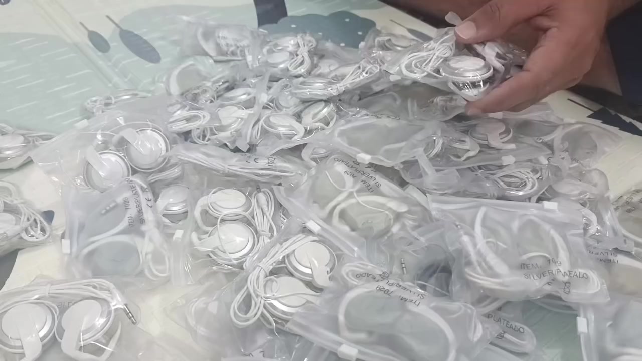 شلعة سماعات50قطعه


**إذا كنت صاحب هذا الإعلان وتريد حذفه لأي سبب، رجاءا أرسل رسالة إلى الدعم الفني**