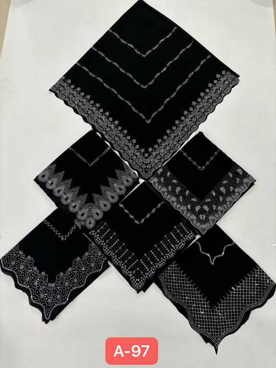 جديدنا...
الربطة الجرجيت الأماراتي الأسود الفاحم قياس 120 سم
سوق القماشين 
أبو أنمار التميمي


**إذا كنت صاحب هذا الإعلان وتريد حذفه لأي سبب، رجاءا أرسل رسالة إلى الدعم الفني**