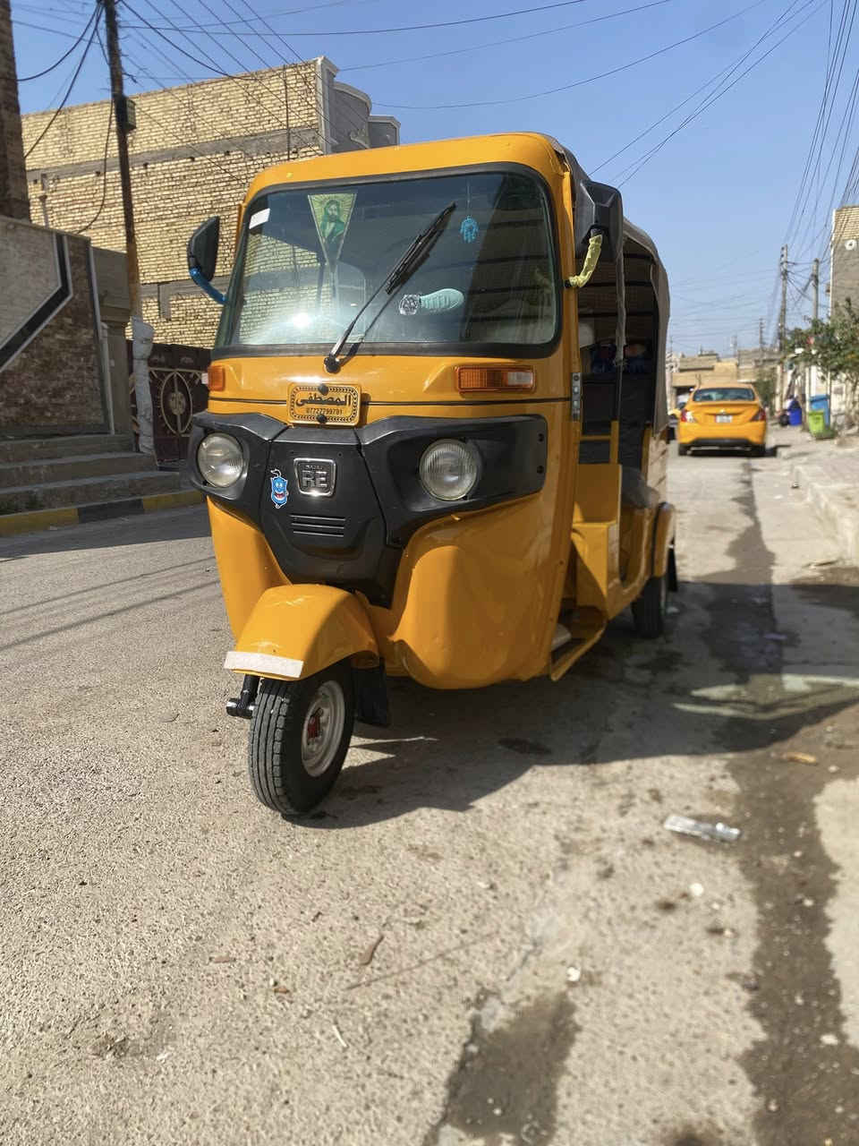 سلام عليكم تكتك للبيع بيها صفحه مضروبه جوه شوته مو كلها نصها  تعمير جديد تخم تاير  كله جديد بس مكينه لاطشه رقم وسنويه إنكليزي تحويل ثاني يوم مكاني بغداد الحسينية مال راشديه سعر 5800رقمي ***********
