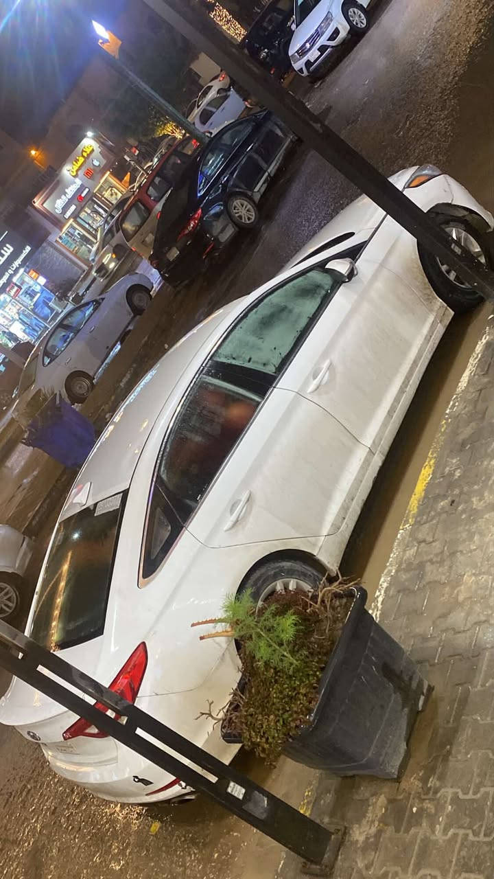 السلام عليكم مراوس ب انفنتي q لو g37 نضيفه فقط مراوس للاستفشار اكثر على الرقم تواصل وياي *********** لو تنزل رقمك واني خادمك
