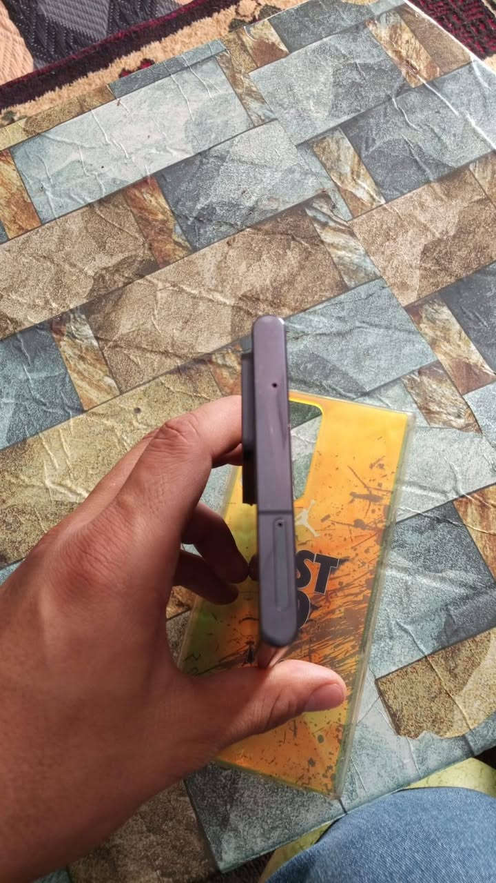 NOT 20 Ultra 5G 
مبدل ضهر فقط والباقي كفاله 300 وبي مجال كربلاء البناء الجاهز ***********
