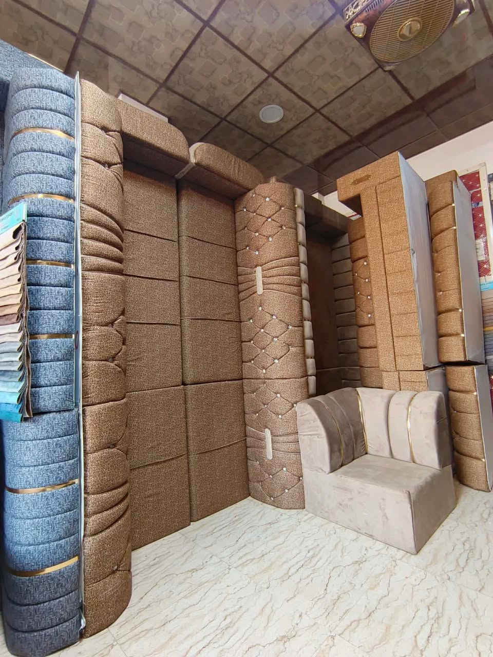 #بدال_450_صار_400
ديوان فصال حطاطه 11_نفر
7__متر__5__قطع ضمان 10 سنه
الوان موديلات جديده يوجد اكثر من 20لون يوجد_فصال_حسب وتوصيل
#معرض_حمودي_للاثاث 
 العنوان...... تكريت
 الزهور  خلف قاعه الشهيد ليث مقابل معهد الفنون الجميلة 
معرض حمودي
*********** اتصال او وتساب
*********** اتصال واتساب
