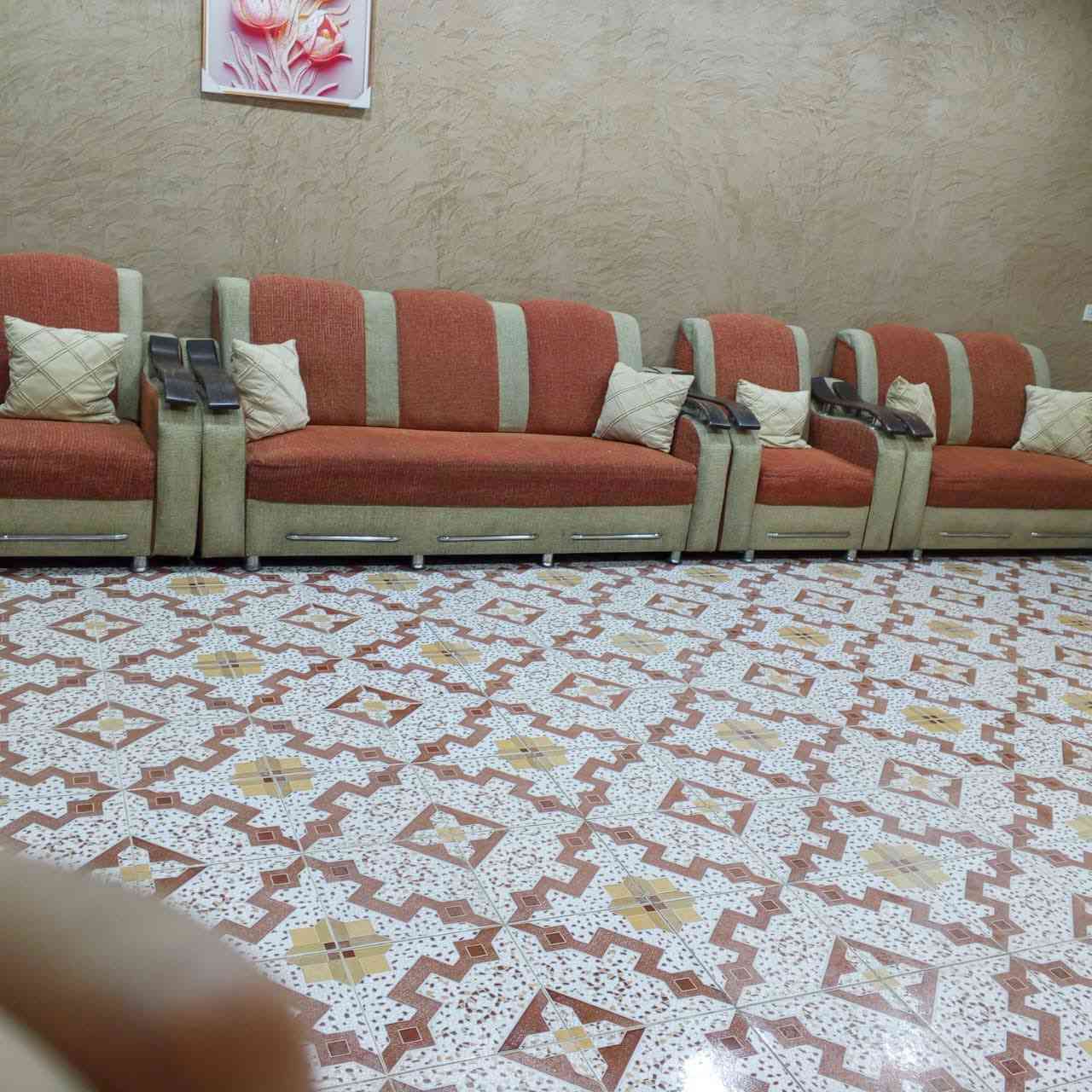 عربانه اطفال الصينية السعر 25 الف 
تخم ونصف نضيف جدا السعر 350 الف
للاستفسار 
***********
الاسعار نهائية قفل
