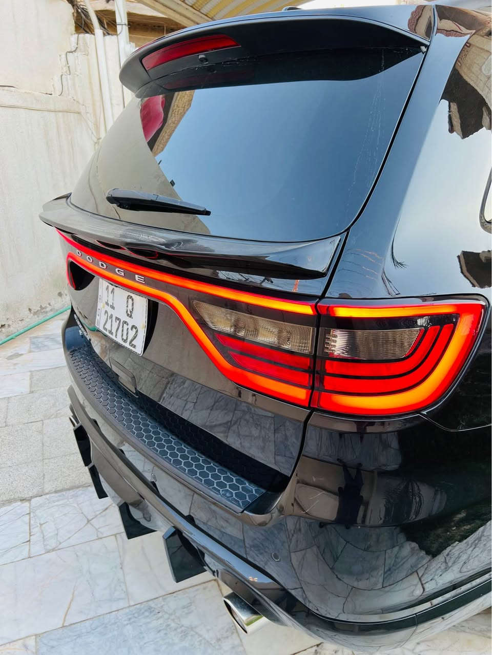 السلام عليكم

للمراوس 

دوج دورنكو 2023 

محرك V6 سلندر 3600 

حساسات خلفية

بصمه تشغيل 

والأبواب الاماميه بصمه

3 قطع تبريد

مرايه عاكسه للضوء

رادار امامي

رادار جانبي 

مثبت سرعه

نقطة عمياء

فور ويل

توقف ذاتي عند الرجوع 

اطفاء ذاتي

كشنات جلد كهرباء 

كشافات امامية

ثلاث وضعيات للقياده

لايتات زنون

كامرة دوارة

شاشة كبيرة

حادث كلش خفيف

***********

عنوان السياره ناصريه ناصرية, ذي قار
