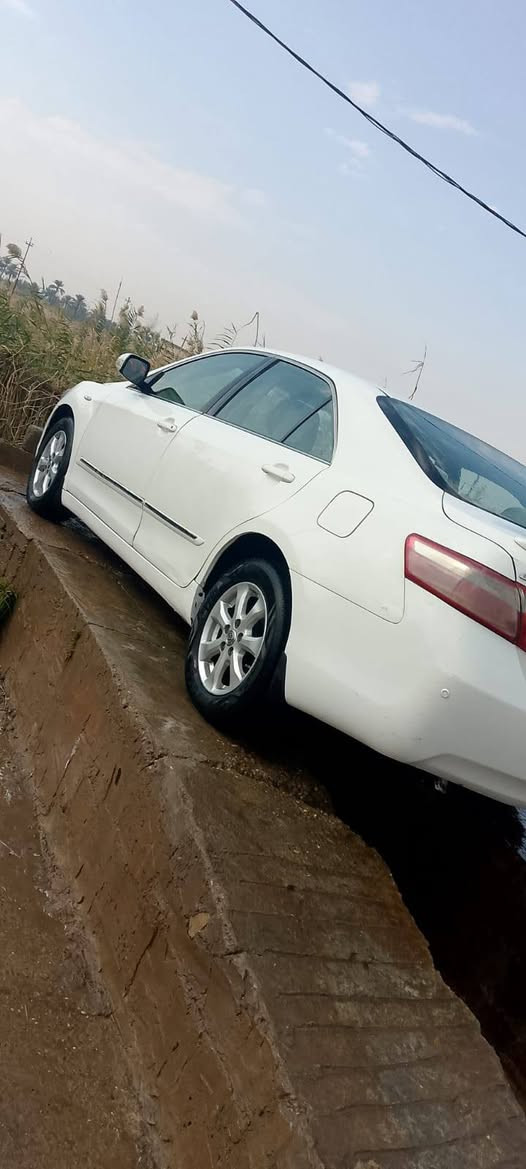 عليكم كامري موديل 2009 فول مواصفات كير محرك خير من الله تخم تاير رقم بغداد اجنبي تحويل مباشر العنوان  صلاح الدين ناحيه الشيخ براهيم بيع مستعجل السعر 110 وبيها مجال واذا مراوس  كيا حمل 2015/2016 رقم الاستفس***********
