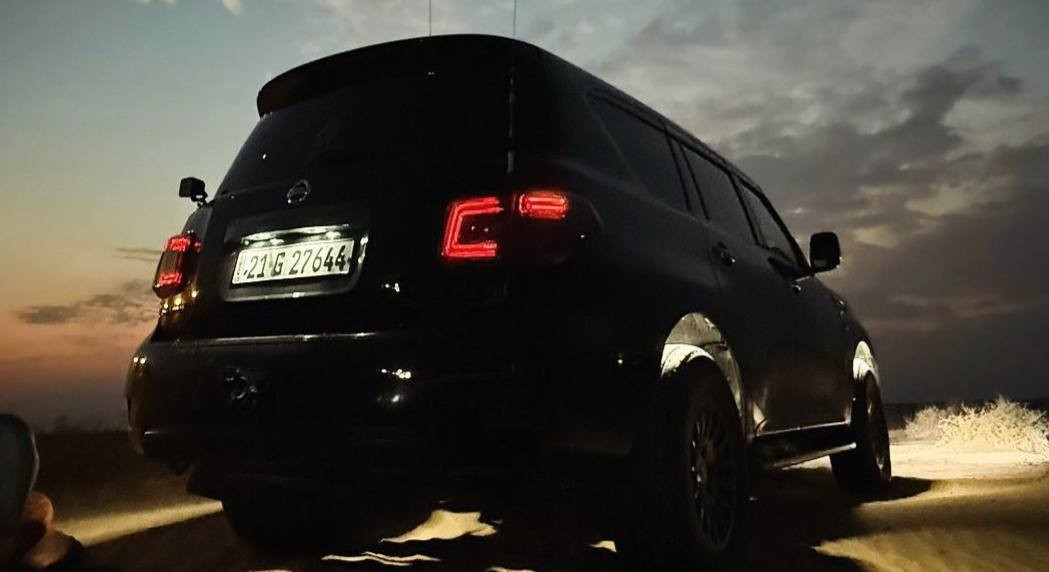 نيسان باترول  2013 خليجي كفاله   SE
 فول  واحد علئ واحد ماشي ١٧٠ Km
الاضافات
- درع اسفل السياره امامي وخلفي
- دبلات ماركه بروفندر مع تحكم بضغط الدبل ٤ مستويات
- ربل الحداده كامل استرالي سليكون ماركه سوبر بر
- ويلات برايد حجم ١٧ مع تخم تاير بريجستون جديد مع الويلات البلاديه حجم ٢٠ موجوده مع تخم تاير دنلوب جديد
- سستم صوت سماعات ماركه SP ايطالي اصلي
- اناره داخليه محيطيه RGB متغيره بالموبايل
تشغيل  واطفاء المحرك  والتبريد عن بعد  بالبصمه 
انارة ترحيب عند الاقتراب 
فتح الصندوق كهرباء  زر خلفي  او  من الدشبول او  بالريمونت فتح وغلق 
دفع رباعي 4WD  اوتو 
4حساسات أمامية 
4حساسات خلفية 
لايت زينون + LED 
كشافات 

🟪 السعر  :: الطلب في التعليقات ويوصلك مباشرة ✍️ 📩

بك لايت LED بصمة ذكي الابواب
اشارة في المرايا الجانبية 
تلمرايا قابلة للطي كهرباء زر  او   اوتماتيك  مع قفل 
ماسحة وزراك  خلفي 
عدد AIR BAG 8
شاشات خلفيه وشاشه دشبول 9 انج  
كاميرا خلفيه  دوارة 
مقود جلد مع تطعيم خشب  بيانو بلاك 
مقاعد جلد اوف وايت
مقعد الاماميه فل تحكمات كهرباء
تبريد شاشة مناخين منفصلين Sink
3 قطع تبريد 
نظام نزول المنحدرات 
دبل خفيف  دبل ثقيل  دفلوك ونظام الصخور والجليد والرمال والطرق المستويه 
ثلاجة وسطيه تفتح من الجهتين 4*م 
مكان البصر

رقم صاحب السيارة 
*********** - ***********
