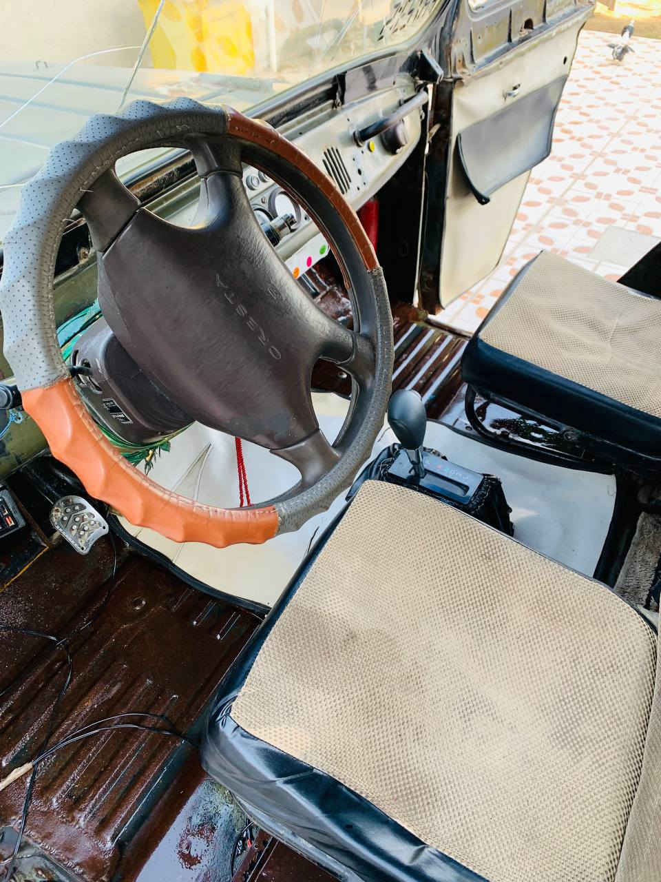 السلام عليكم واز 88بدون شاصي2004+تحويره كامله تخم تاير بدي جديد كير ومكينه مكفوله سياره كلها مكفوله وخير من الله المو شراي ليتعبني ‏‪***********‬‏
