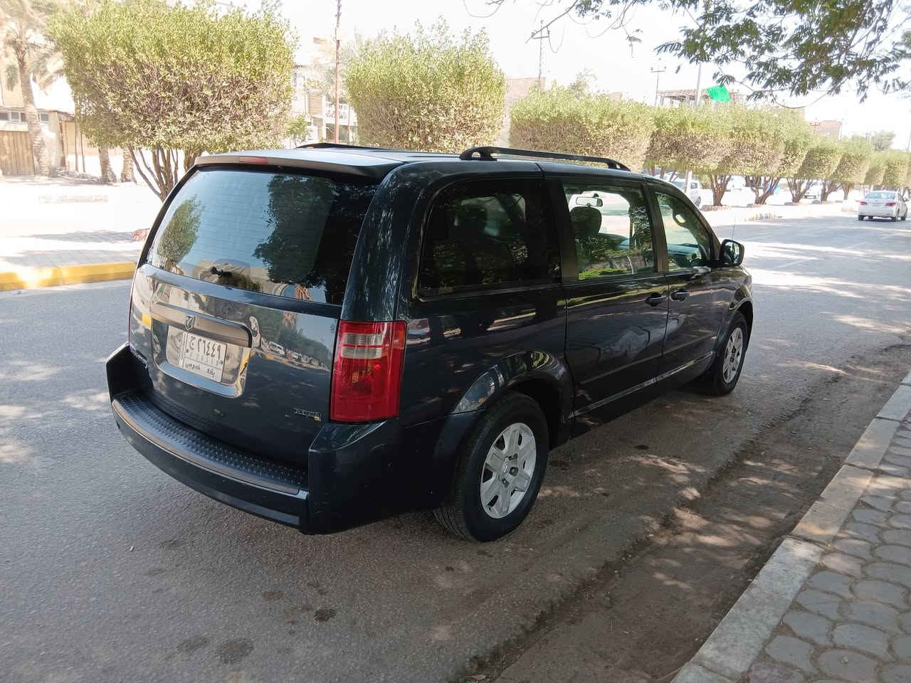 سلام. عليكم. للبيع دوج. كرفان موديل 2008 وارد. خليجي. ماشيه. 120كيلو. متر كفاله. من. ضربه. سياره. جديده. وجاهززه. من كلشي. رقم. بغداد مشروع. وطني. تحويل. ثاني. يوم.سنويه. الغايه 2027 الموصفات SE كشنات. امامي. خلفي. بلع لايت. زنون. تخم. تاير جديد تبريد. تدفئه جاهزه. من. كلش ي كير محرك حداديه.السعر (105) وبيه. مجال الستفسار اتصل/ ***********/ عنوان. سيارع. كربلاء. للمقدسه. اخوان. بيع. فقط. مكلف. بنشر
