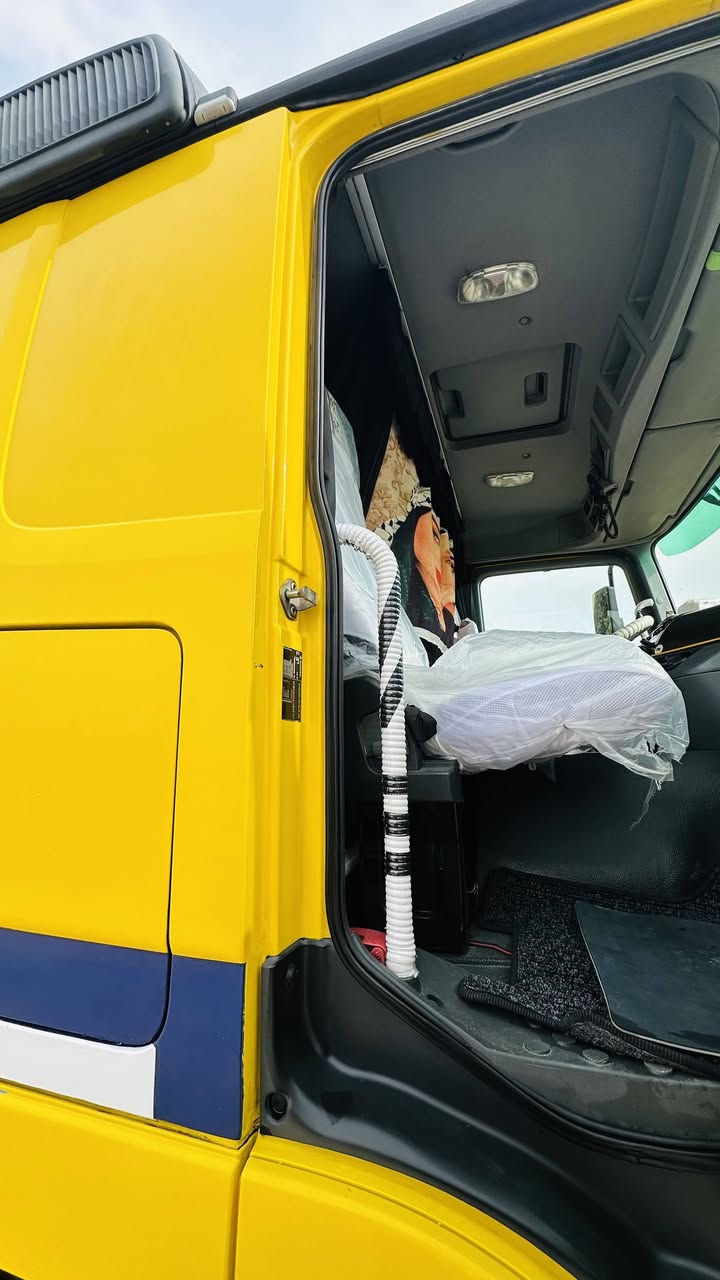 السلام عليكم اكتروز للبيع حجم 46 شاصي طويل اصل  عرجة حصة كاز رقم جديد ثلاجة داخل صاج ب اسمي ***********
