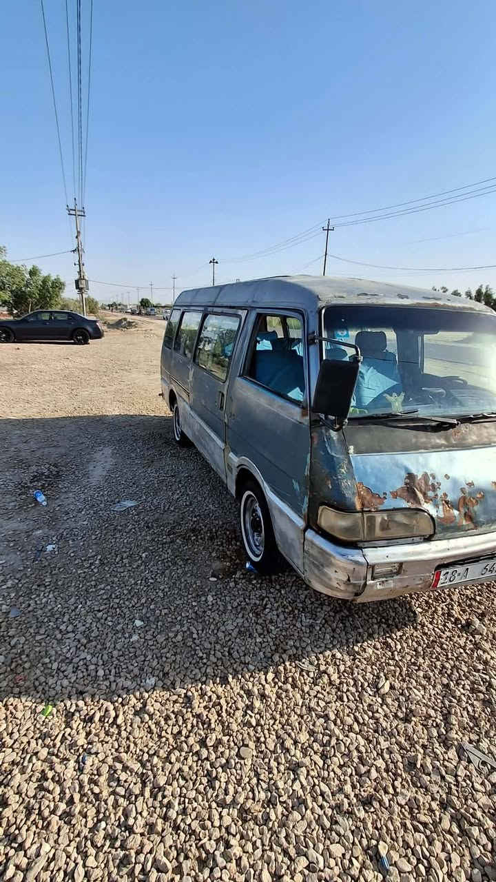 سلام عليكم من رخصت لادمن سياره اسيا موديل 97سنويه نهايت 29مصفره هيئه مرور بيها خيط بخار تخم تايرت حداديه جاهزه اتصل ع رقم وتددل مكان الديوانيه ***********
