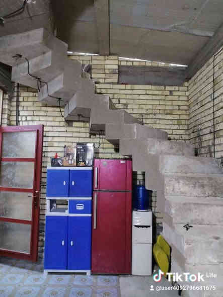 سلام عليكم بيت للبيع طابو زراعي سند 25 المساحه ٨٠ عنوان الرئاسه العبيدي شارع عشرين كاع ابو علي الدراجي خلف معمل الببسي السعر ٣٧ بي مجال *********** مراجعه سيد رياض الفاضلي
