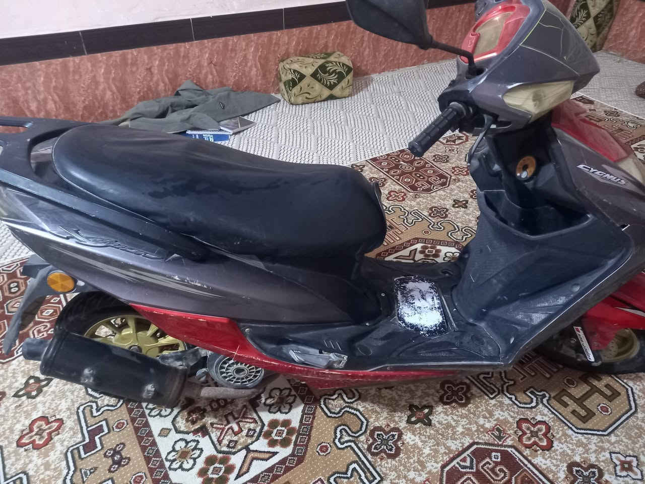 السلام عليكم ورحمة الله وبركاته دراجه للبيع بيعه مستعجله دراجه هاي كدامك نضيفه وماناقصه اي شيئ الاستفسار يرجا مراسلت هاذا الرقم ***********
