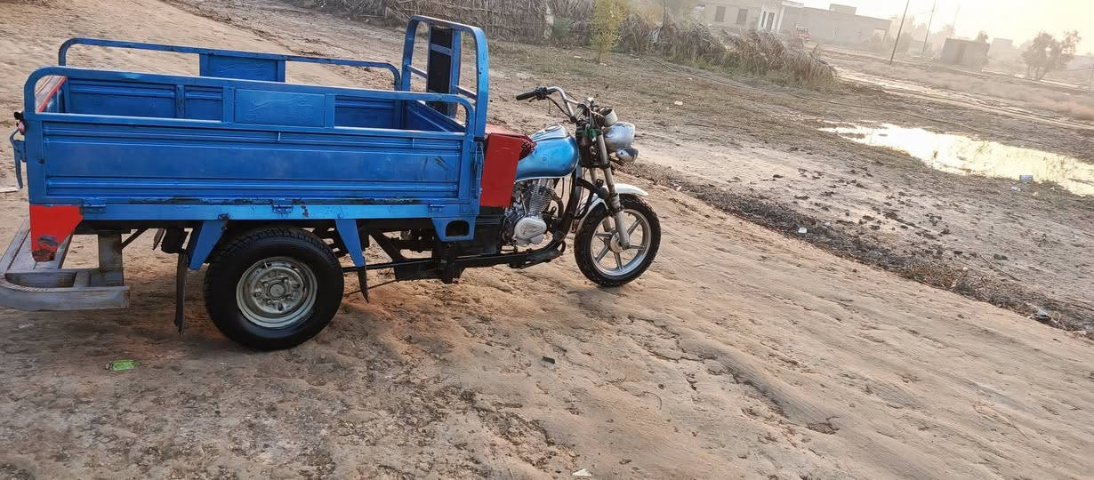 سلام عليكم جمره للبيع موديل 16رقم وسنويه جديده لل28  مكينه 25برغي مامفتوح بيهة كهربايات شغاله تايرات تخم جدد ستوته جاهزه السعر مليون وميتين 1200وبيهة مجال للشراي يتصل ***********بي وتساب مكان الستوته السماوه الرميثه
