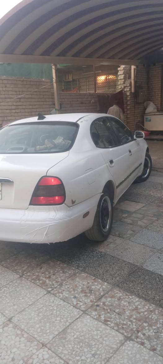 سلام عليكم سيارة دايو الكنزه موديل 2000السيار نضيفه محرك وكير خير من الله الرقم بغداد مشروع وطني مكاني بغداد تحويل ثاني يوم الكهربايات كله شغاله صدرهه خير من  الله سعر40وبيه مجال ااسيار جاهزه من كلشي  لا تصال عل هاتف *********** ترهم مروس حسب القناعه
