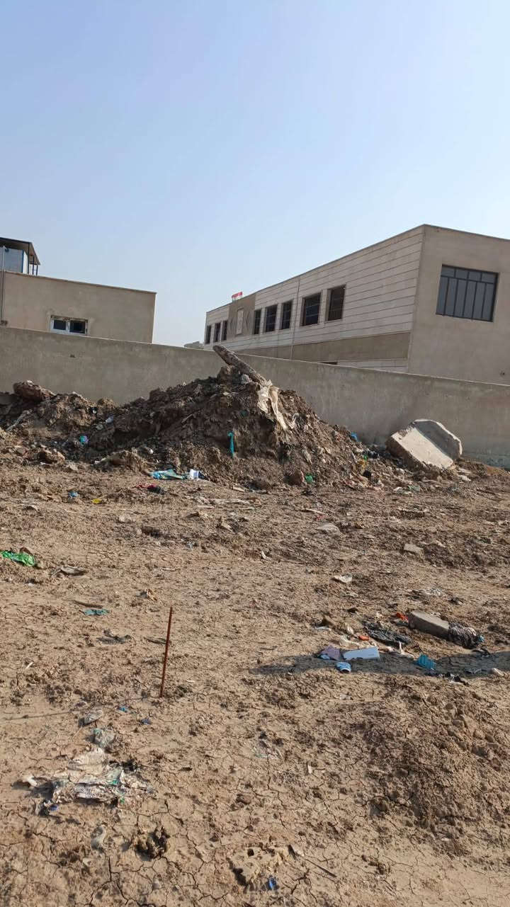 توفرت قطعه 300م ركن 

محموديه حي الصناعه 

امام المدرسه مباشرتا 

وحاليا المنطقه تشهد خدمات 

علما ان المنطقه قريبه جدا من طريق حله بغداد 

لمن له رغبه بلشراء والاستثمار 

مراسله الصفحه اوالاتصال 

***********

***********
