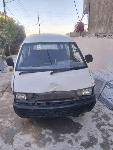 السلام عليكم فاره موديل 95محرك كير مكفولات سياره حلوه وجاهزه للشغل مابيها اي نقص 
السعر 22 وبيها مجال 
مكان الحسينية مال راشديه 
***********
