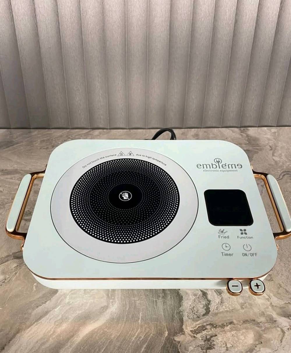 طباخ هيلوجين أمبليوم – موديل بيانو ✨

خلّي مطبخك أرقى وأسرع مع جهاز يجمع بين القوة – الأناقة – الراحة:

✨ المميزات:
 • ⚡ قوة 2200 واط لتسخين فوري وسريع
 • 🍳 طهي صحي بدون دهون زائدة
 • 🎛 شاشة رقمية سهلة الاستخدام
 • 💎 تصميم فاخر بمقابض ذهبية
 • 🔥 وظائف متعددة (طهي – قلي – تسخين)
 • ✅ يناسب جميع القدور والأواني

مع أمبليوم… كل أكلة تصير تجربة فاخرة! 💡

🏬 من متجر الماركة الاصلية 🇩🇪
📍 حي الفرات شارع المشتل مقابل الاقسام الداخلية 

التواصل على خاص الصفحة 📨 📩 
او واتساب *********** 📞
التوصيل لجميع المحافظات 🚚🚚