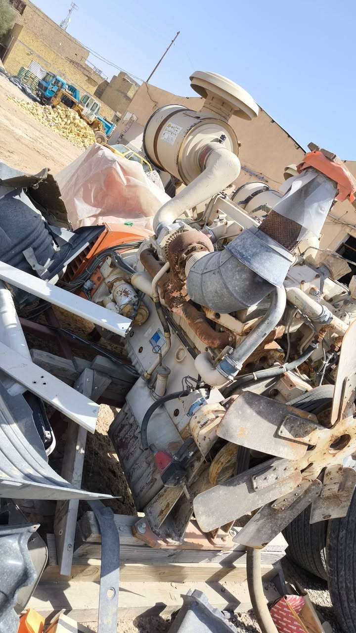 سلام عليكم.  للبيع مولدة رولز رايز 650كيفي 12سلندر  كفالة  عامة  مولدة ما مشتغلة بالعراق نهائياً المكان ميسان 
الاتصال. ***********
