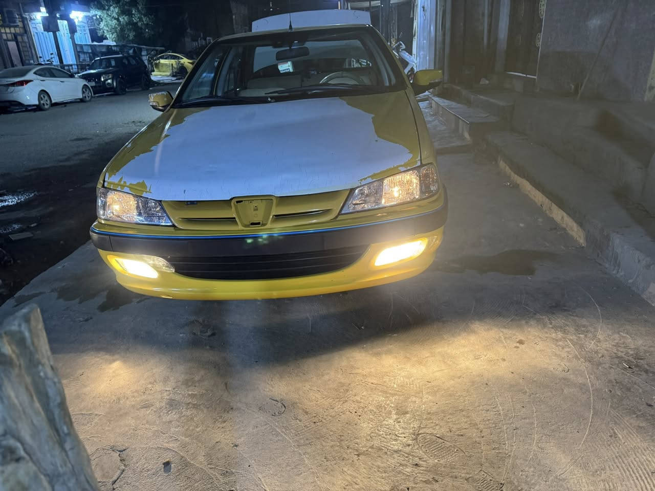 السلام عليكم سيارة بيجو بارص موديل 12بغداد بسمي تحويل ثاني يوم مصغرة هياةصدر جديد صار اسوع من شادة كهربائيات كله شغالة وكير ومحرك بكفالتي السيارة بيه بارد قليل وبنيد مبدل بدون دواخل شاصي لغد مابيهم شي هذا رقمي بغداد الشعب ***********السعر 33$وتدلل
