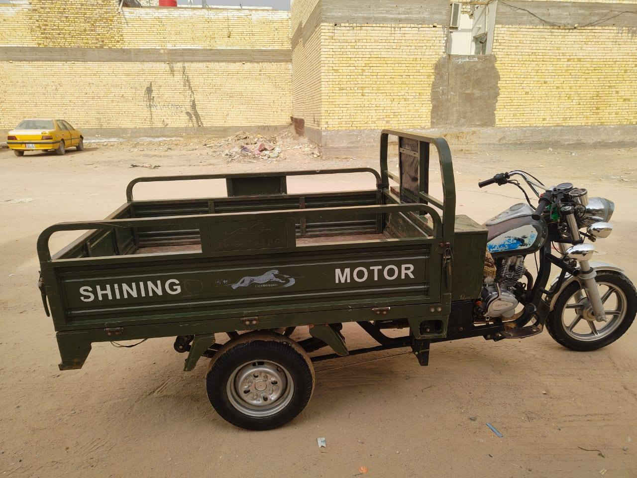 سلام عليكم جمره البيع مديل 2022 السعر مليون و750 وبيه مجال رقم الهاتف*********** وراق اصليه مداور من وكيل بسمي محرك 25 شاصي مكفول نكره سلف جاهزه مجهزه العنوان النجف حي نداء عامود 22
