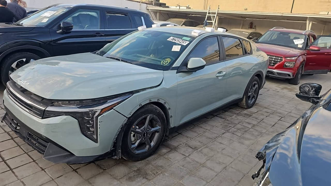 كي فور 2025
واصل ميناء مصلح وجاهز بسعر 125 بدون كمرك بالإمكان تدخل بكتاب الشهداء واتساب ***********الياسري للوارد الأمريكي https://chat.whatsapp.com/LTS3spZW8pj9th6FfhqvRr?mode=ems_copy_t
