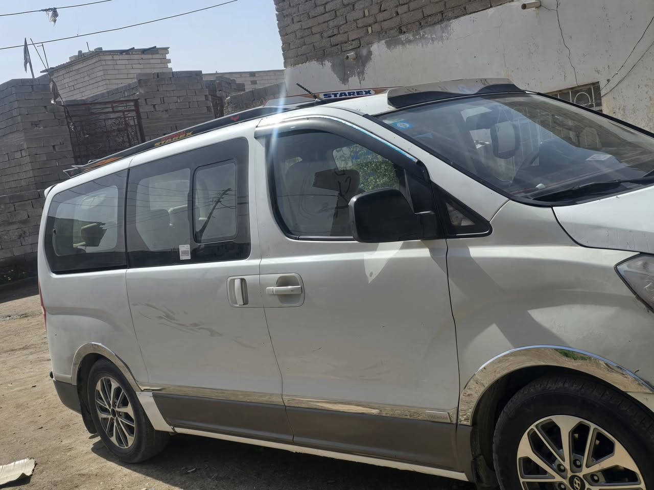 ستاركس 2010مفتوح رقم انكليزي السياره بسمي مشروع وطني سياره كفاله  ماعده جاملغ صفحه العبري بارد فقط مكاني بصره ***********
