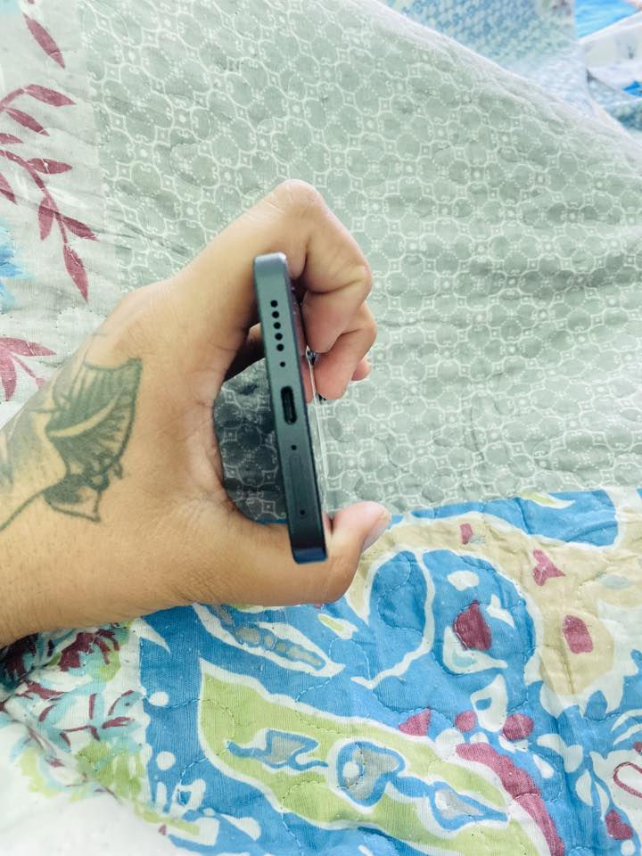 سلام عليكم
بوكوx7pro 5g.         ذاكره512 عشوائي ١٢+١٢

ببجي120فريم            جهاز غني عن التعريف مستخدم 

شهرين فقط كارتونه وملحقات كامل ويا سعره380

ملاحضه مكاني بيجي توصيل داخل تكريت وبيجي موجود 

هـ*********** اتصال _واتساب
