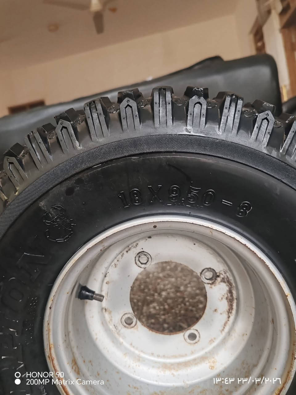 زوج تايرات دراجة رباعية هنة وويالتهن نضافة 99% ابو العقرب 🦂 حجمهن موضح بالصورة 
السعر 100 يوجد خدمة توصيل لكل المحافضات  ***********
