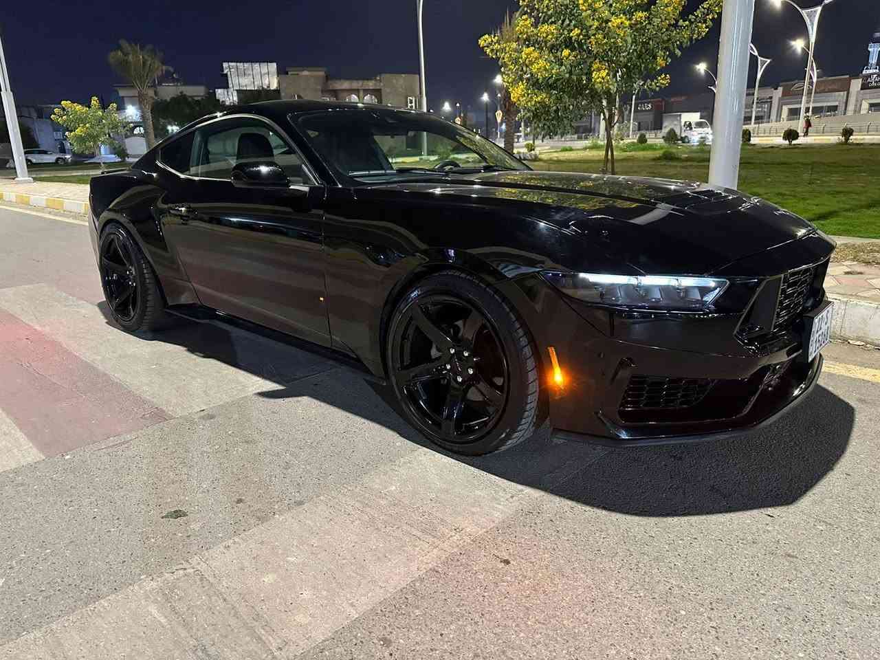 𝟐𝟎𝟐𝟒 𝐅𝐎𝐑𝐃 𝐌𝐔𝐒𝐓𝐀𝐍𝐆 
فورد موستنك (PREMIUM) موديل : 2024
اللون : اسود
عداد المسافة : 23000 الف 
حجم المحرك : 2.3L EcoBoost
المواصفات : EcoBoost
بيها 3 قطع صبغ ارباك ستيرن وبرده طاك راجع سستم كامل 
بدون شواصي بدون دواخل 

*********** كركوك, العراق
