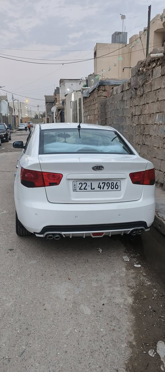 السلام عليكم للبيع كيا سيراتو 2010
رقم أربيل.   تحويل.  مباشر.    باسمي.  شرط تحويل
هزة وفحص ورقم جديد
محرك.  1600.    خليجي.   
صبغ عام
كير.      محرك.   صدر.    تبريد 
جاهزه من كلشي.    شرط الفحص.   

مكاني. الانبار الرمادي   
السعر. 78   $$. وبي مجال.  للطيبين ***********
