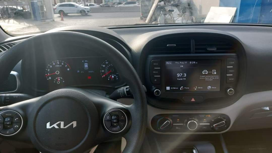 السلام عليكم مكلف بالنشر كيا صول موديل ٢٢ رقم واسط تحويل مباشر كلين تايتل السياره بالكوت مركز المدينه السعر ١٥٨$ ***********
