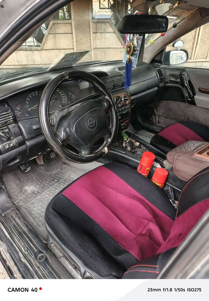 السلام عليكم
أوبل بزون موديل 1994 بسمي تحويل ثاني يوم سنويه جديده رقمه بغداد دولي مصبوغة جماليه فقط محرك ألفين بلادي كير عادي حداديه كهربائيات شغاله 
السعر 47 وبيه مجال 
الاستفسار على هذا الرقم 
***********
