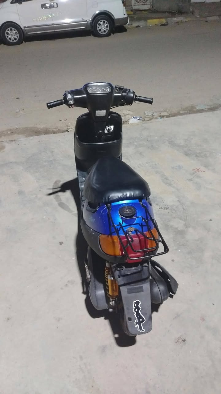 السلام عليكم شباب دراجه بترا نثيه دراجه جاهزه اول فتح له دراجه تخبل سلف هندر شاير بك لايت عالي ناصي كله شغل نقصه فقط باتري دراجه تخبل وناعمه سعره ٣٠٠ بيه مجال مكاني ناصريه مركز هذا رقمي *********** شراي يتصل وخادم انه
