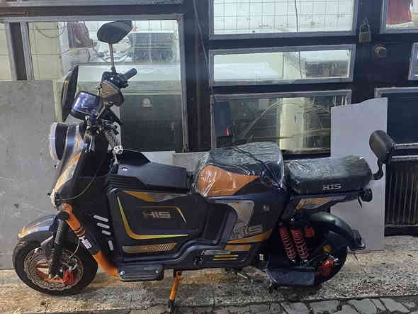 سلام عليكم h900  نوعيه راقيه (Hls) وسله موجوده  دراجه لوك بمعنئ الكلمه من الشغل للبيت بصميتن (5 بطاريات)  دراجه خدميه موديل2025 دراجه كدام عينك السعر 650 وبية مجال للطيبين  رقم *********** 📞
