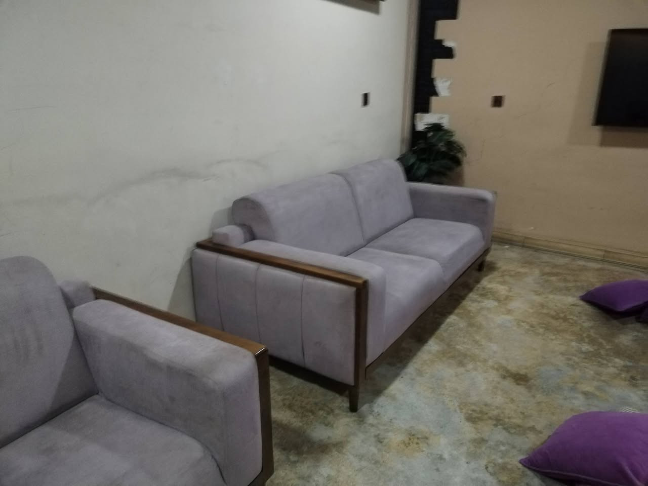 تخم قنفات تكمه تركي خشب صاج ٣٧٥ بس يردله تنظيف سفنج أصلي ظغط عال قماش أصلي ***********كركوك
