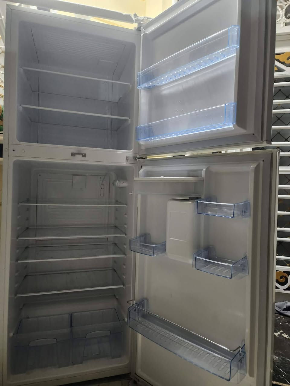 السلام عليكم 
ثلاجه نوبل استعمال قليل جديده ونظيفه ١٠٠ ب ميه 
السعر ٤٢٥ وبيها مجال قليل


**إذا كنت صاحب هذا الإعلان وتريد حذفه لأي سبب، رجاءا أرسل رسالة إلى الدعم الفني**