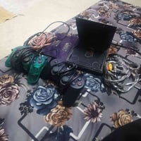 سوني ٢ • شغال • يد واحده