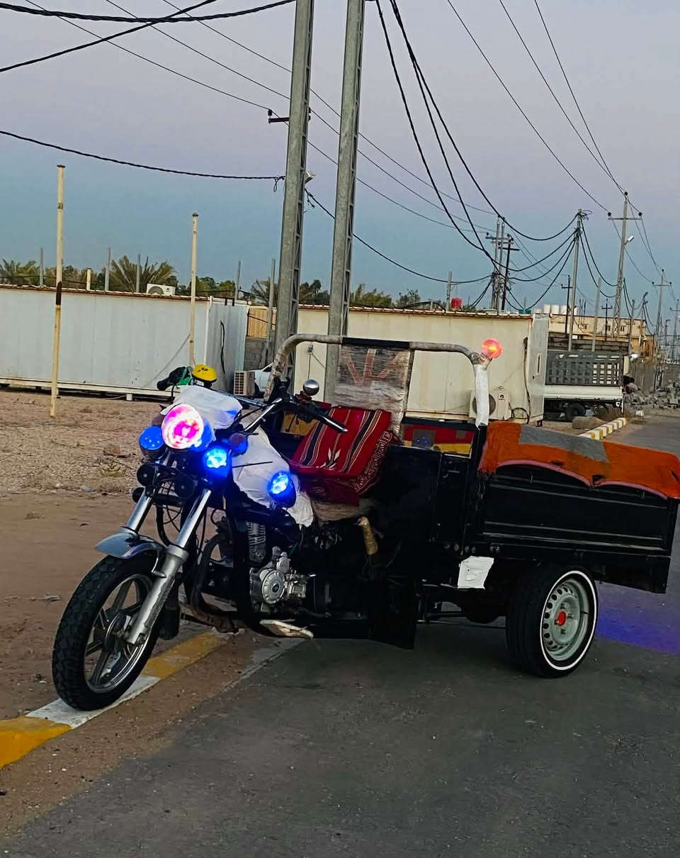 سلام عليكم ستوته للبيع موديل ٢٢ ستوته نضيفه كهربائيات كله شغاله شلف هندر تخم تاير بيها سبيرها مانازل مستعجل عل بيعه كربلاء طريق نجف 
***********
