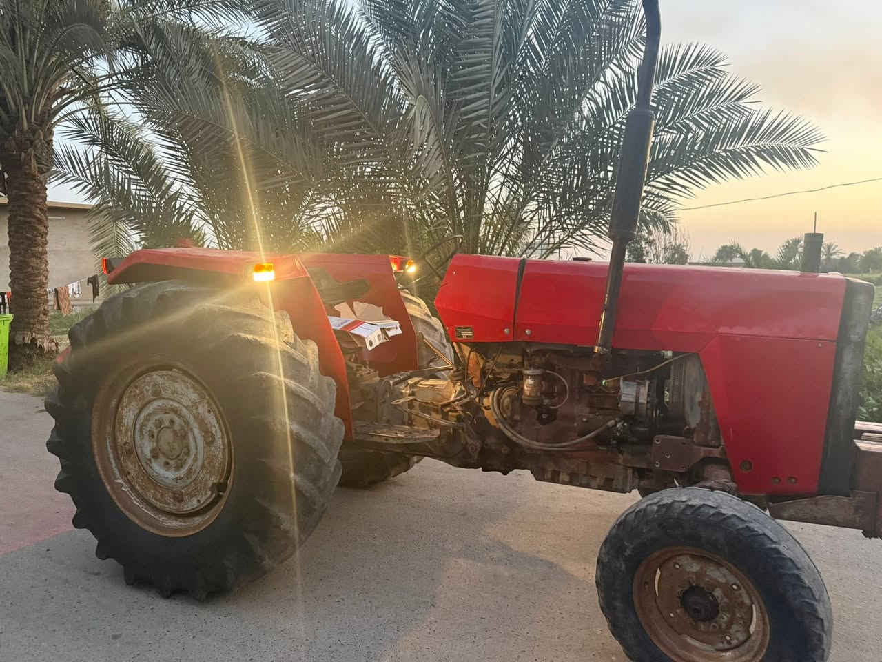 فوركسن إنكليزي موديل 81 جاهز كير محرك كهربائيات باتري جديد السعر 10 ملاين وبيه مجال ويرهم مراوس بكابوته العنوان سامراء. ناحيه المعتصم تلفون ***********
