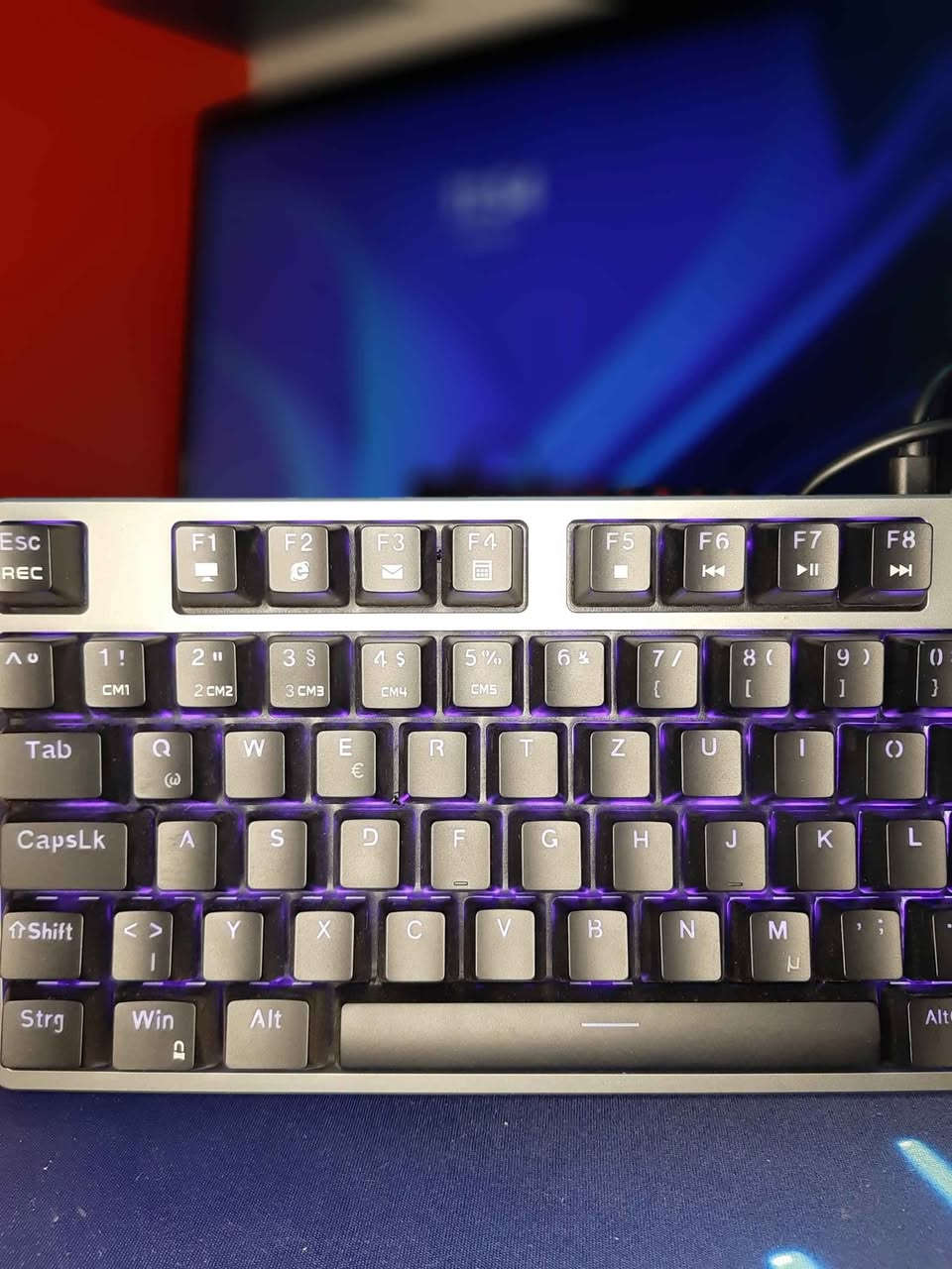 Writing
🔥 للبيع كيبورد CYL LX7 🔥
⌨️ كيبورد عملي وأنيق بتصميم عصري، مناسب للعمل والدراسة والألعاب اليومية.
✅ أزرار مريحة وسريعة الاستجابة
✅ جودة تصنيع ممتازة
✅ تصميم أنيق يناسب جميع المكاتب
✅ سهل الاستخدام والتوصيل
💥 أداء مميز وسعر مناسب
للطلب أو الاستفسار راسلني على الخاص.
وإذا تريد إعلان أقوى مع السعر والمواصفات الدقيقة (ميكانيكي، RGB، سلكي أو لاسلكي)، اكتبها لي وسأصمم لك وصفًا احترافيًا أكثر.

⌨️ کیبۆردی CYL LX7 بۆ فرۆشتن ⌨️
کیبۆردێکی جوان و مۆدێرن بە دیزاینێکی سەرنجڕاکێش، گونجاو بۆ کار، خوێندن و یارییەکان.
✅ دوگمەی نەرم و خێرا لە وەڵامدانەوە
✅ کوالێتی باش و تەمەنی بەکارهێنانی درێژ
✅ دیزاینێکی جوان و شیک
✅ ئاسان لە پەیوەستکردن و بەکارهێنان
🔥 ئەدا و کوالێتییەکی بەرز بە نرخێکی گونجاو
بۆ زانیاری زیاتر یان داواکردن، نامە بنێرە. أربيل, العراق


**إذا كنت صاحب هذا الإعلان وتريد حذفه لأي سبب، رجاءا أرسل رسالة إلى الدعم الفني**