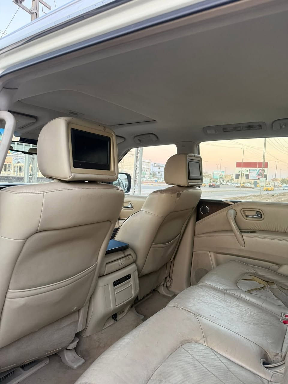 من رخصت الادمن انفنتي موديل 2011 خليجي بدون اي ضرر 8 سلندر اريد مراوس لاندكروز من ال12 وفوك بس كون محدث حتى اذا انطي فرق العنده ينزل


**إذا كنت صاحب هذا الإعلان وتريد حذفه لأي سبب، رجاءا أرسل رسالة إلى الدعم الفني**