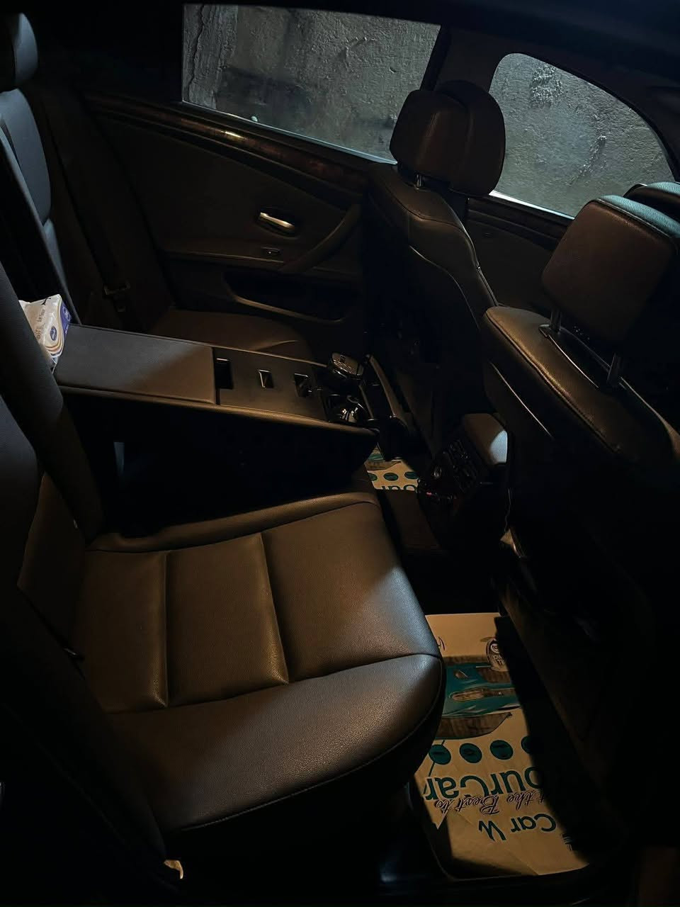 جمعه مباركه
e60 2010 محرك n52 3000 
كت m دركه وياله دعاميات فول موصفات فتحه تحكمات بصمه كشنات تدفئه كهربائيه مثب سرعه نضافه فول بيها قطع صبع اثر جراد 
سياره وارد امريكي حادث مرفق مع صور رقم بغداد جديد 
فقط بيع بدون مراوس محتاج وأريد ابيع سعر ١٣٧ وبيها مجال قليل 
للتواصل ***********
