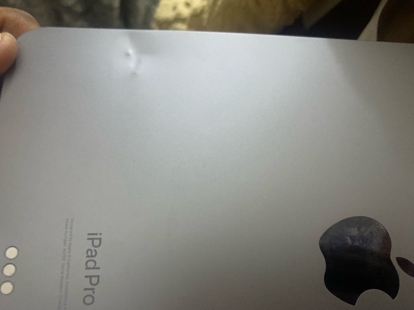 ايباد ١١ برو جيل ٤ M2 بطاريه ٩٠ بي هذني مماثرات شي الضربات السعر ٥٥٠ مكان بغداد الشعله 0771954904